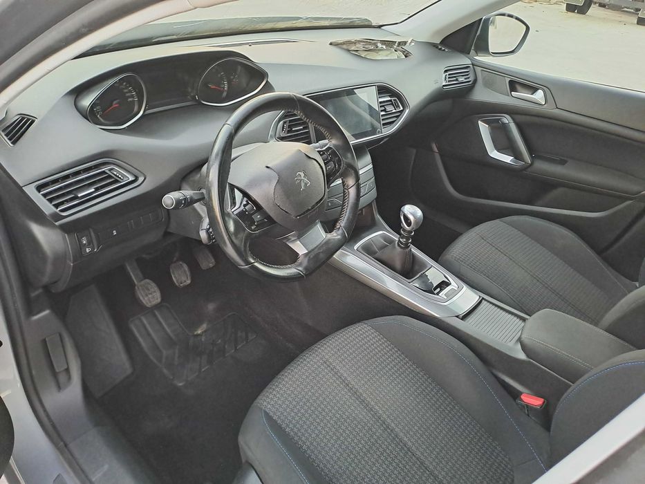 Peugeot 308 1.2 THP, 2019