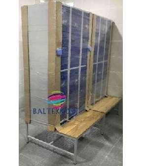 Vestiário Triplo Cacifos com Banco em Pinho 2150Ax900Lx800P Metálico Pintura Cinza / Porta Cinza