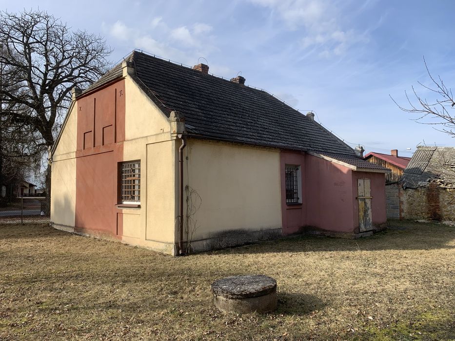 Sprzedam dom 14 km od Wielunia