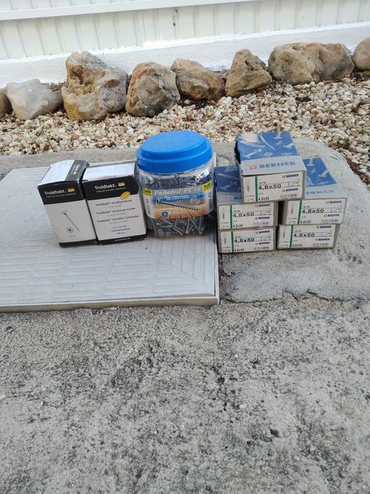 Vendo lote de parafusos de 1 # para madeira oportunidade