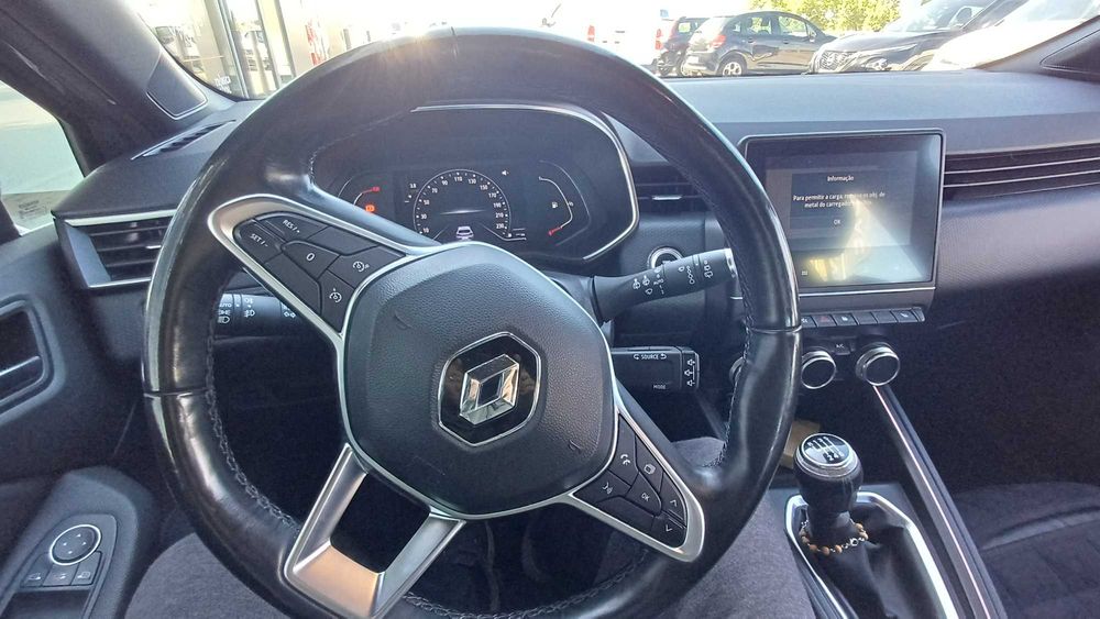 Renault Clio Intense 115cv | Revisões Sempre na Renault | Histórico Comprovado | Excelente Estado