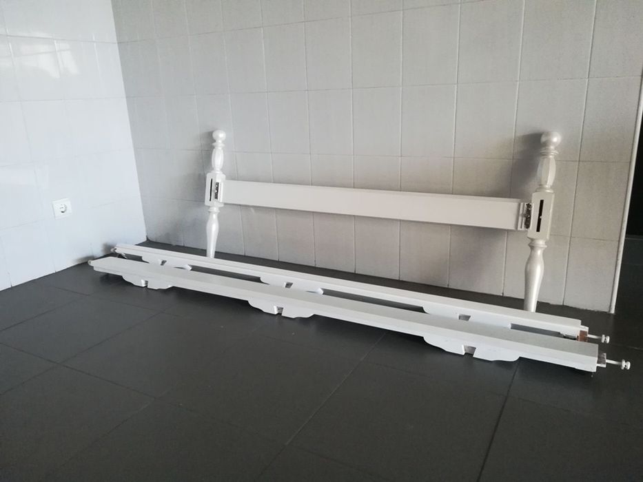 Cama madeira pintura nacarada