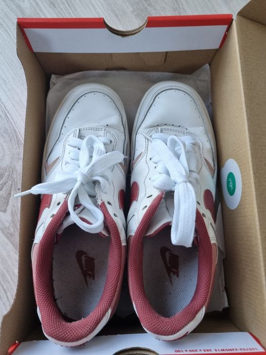 Buty dziewczęce Nike 38 ,24 cm