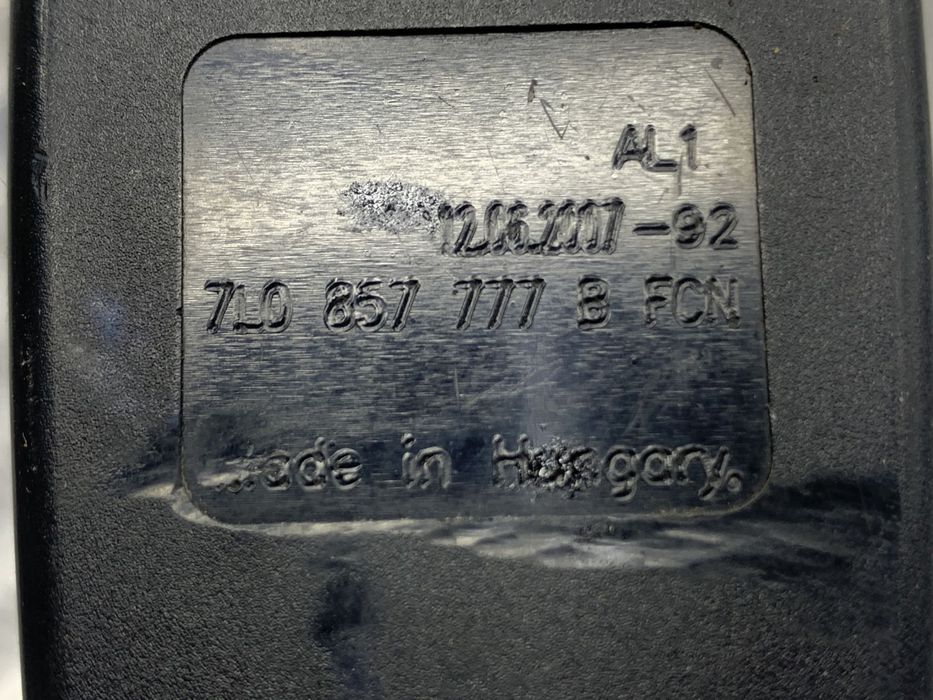 Замок ремня безопасности передний левый 95580301701HCP для Porsche Cay