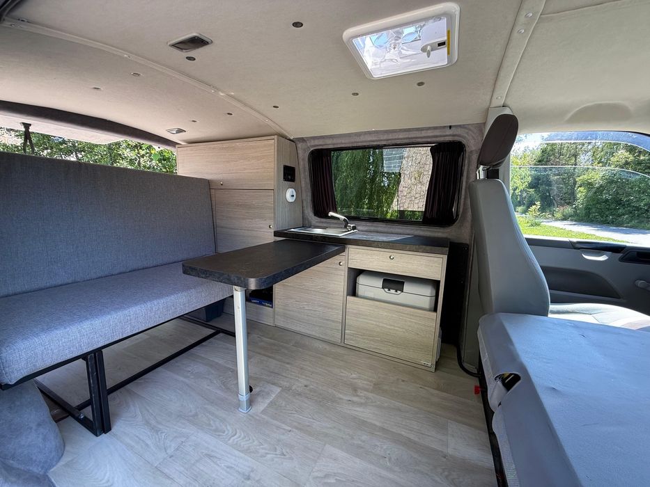 Wynajem Kampera Campervana VW California Nowa Zabudowa 2025 BusKamper