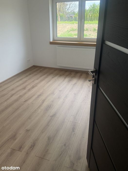 Wolnostojący dom 1/2 do wynajęcia z umeblowaniem