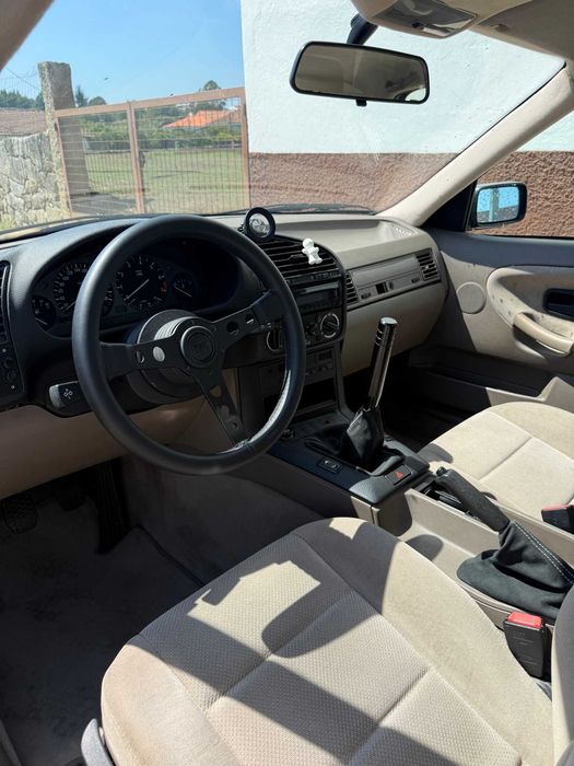 BMW E36 320i 1991 90 mil Km