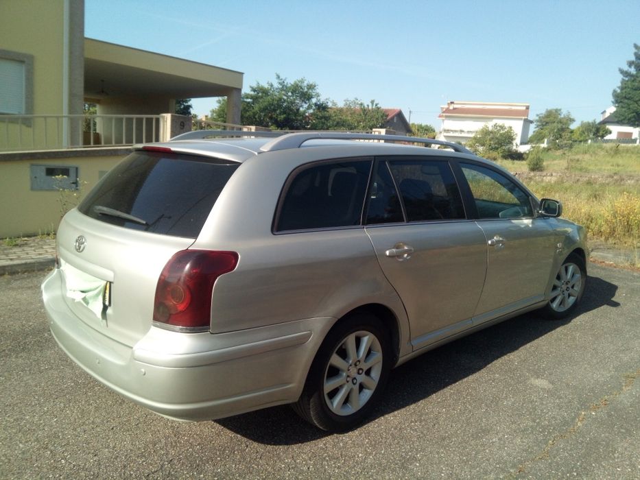 Vendo Toyota Avensis