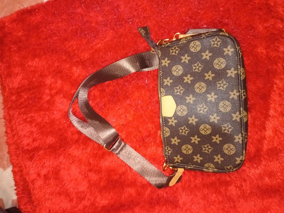 Mala tira colo para mulher