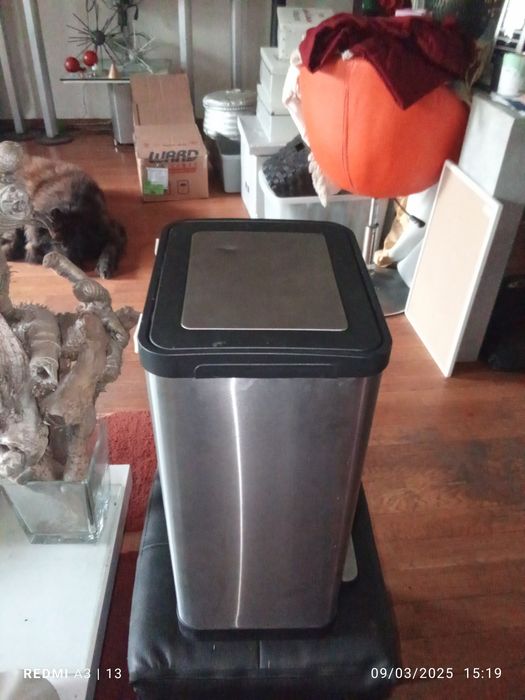 Balde cozinha em bom estado