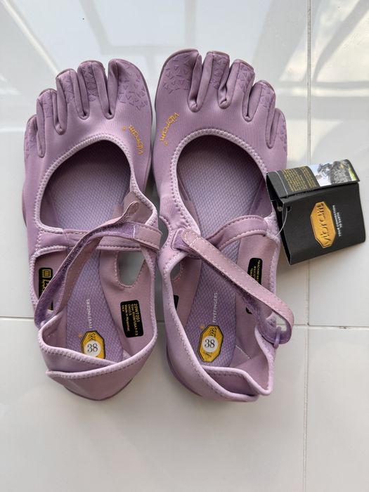 Vibram Fivefingers 38 нові без коробки