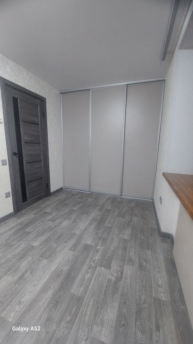 Квартира після капітального ремонту на Е.Фукса, 173 квартал,Крес