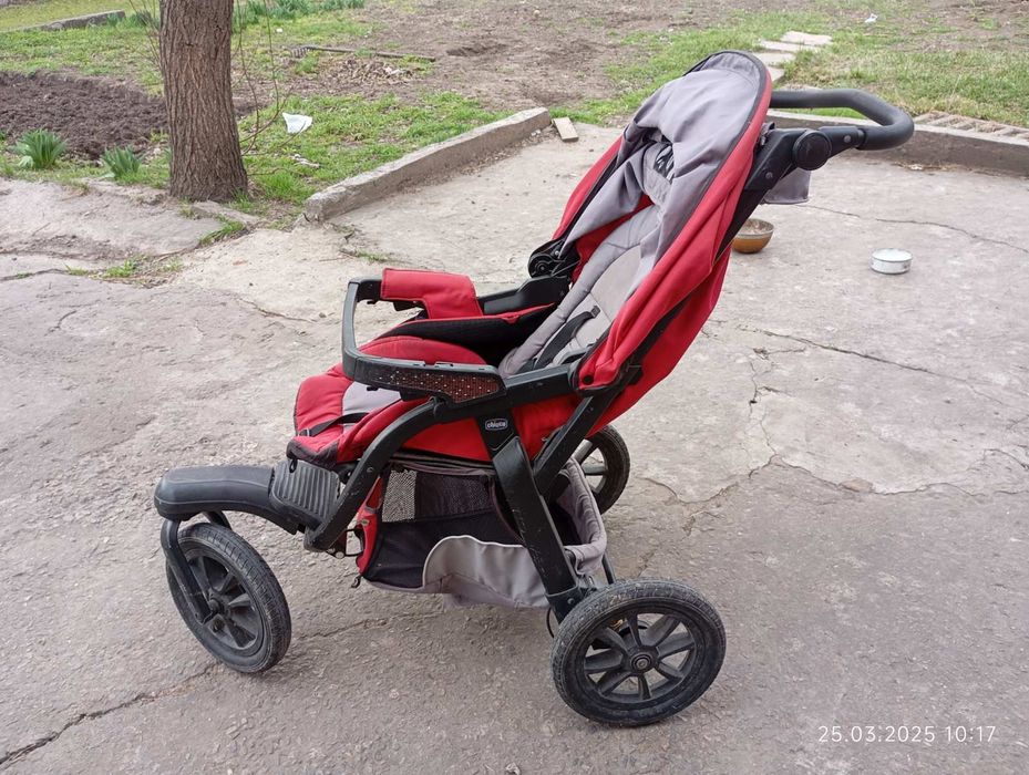 Продам Коляска Chicco