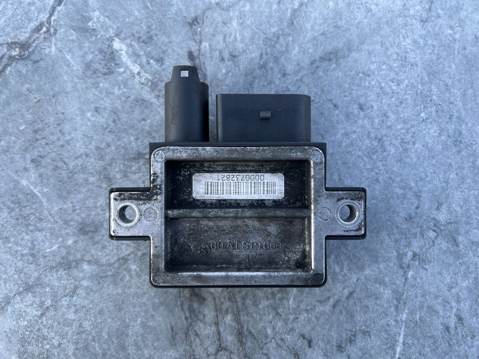 Реле Свечей Накала 2.0d М47N M47Н2 БМВ Е46 Е90 Е60 Е83 Е87 Свічок BMW