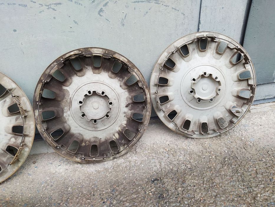 Оригинальные Колпаки Skoda R16 3U0601147C MHB