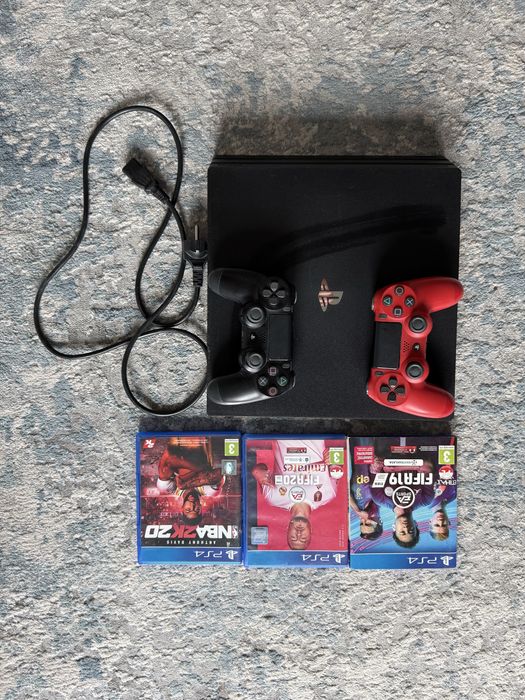 Play Station 4 Pro 1tb 2 pady