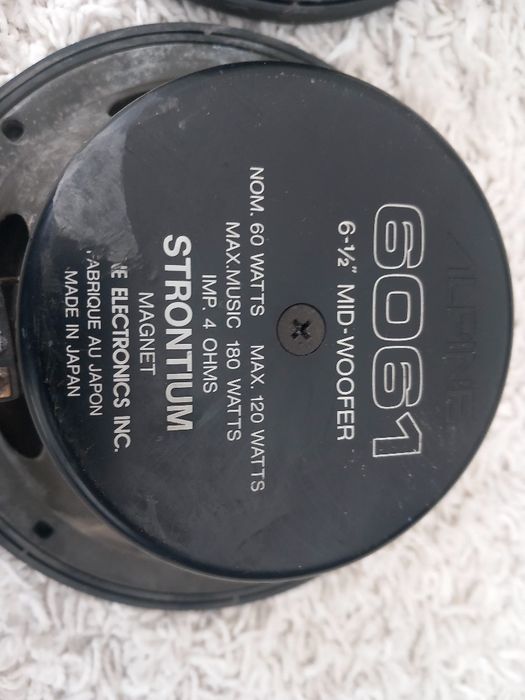 Alpine  MId Woofer 120W
