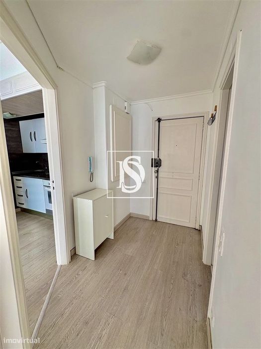 Apartamento T1 Arrendamento em Lisboa, prédio com elevador