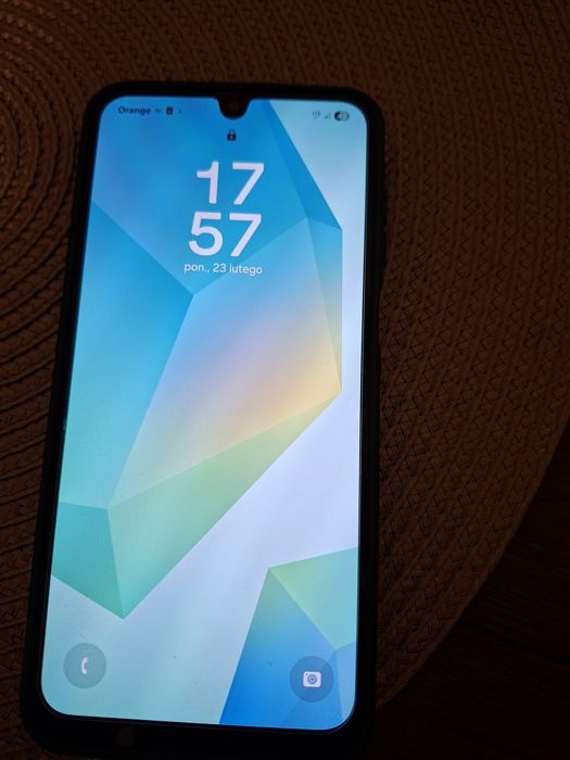 Samsung A16 smartfon