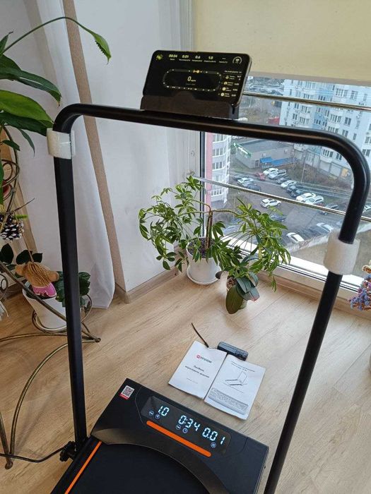 Бігова доріжка Fitonix 10км/год до 110 кг Bluetooth регульований нахил