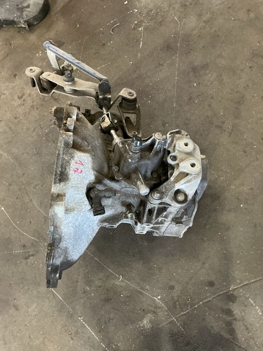 Caixa de velocidade opel corsa C 1.2 16v ano 2003