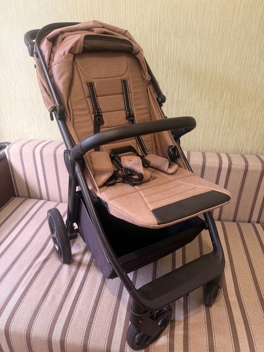 Прогулянкова коляска Carrello Bravo CRL-8512 Royal Beige, бежева