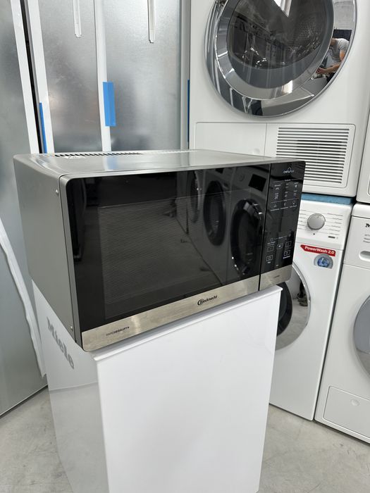 Мікрохвильова піч Bauknecht