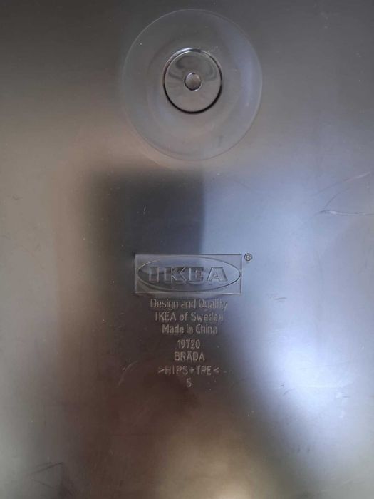 Vende-se Suporte Portátil Ikea