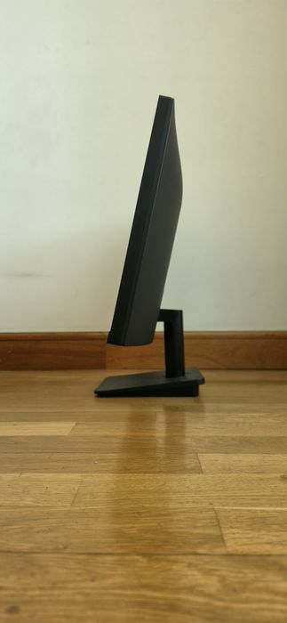 Monitor de computador LG, modelo 24MP400-B