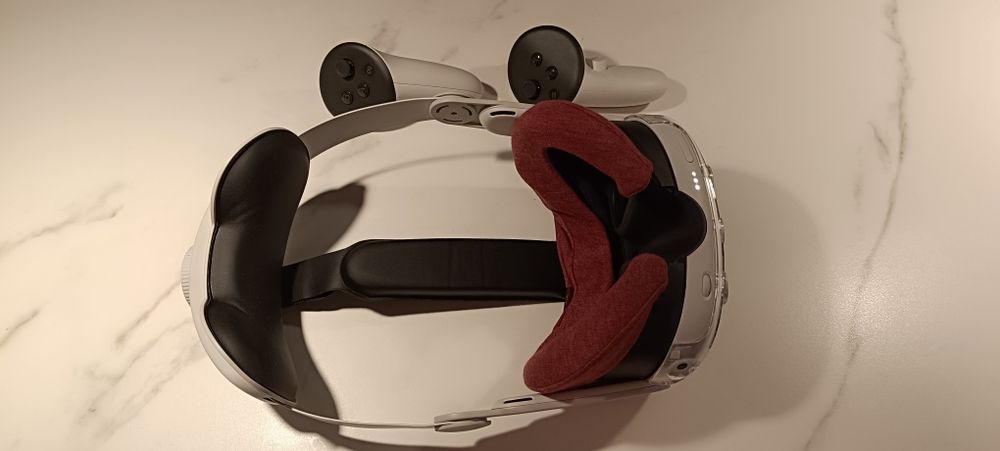 Meta Quest 3 (128GB) - Como Novo - Pouco Uso - Realidade Mista