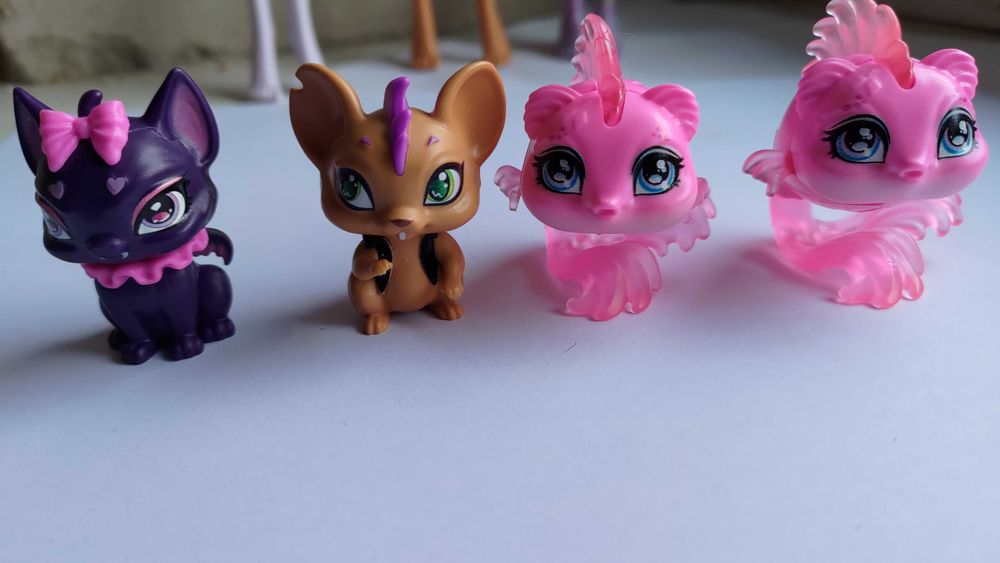 Monster high Монстер хай питомцы