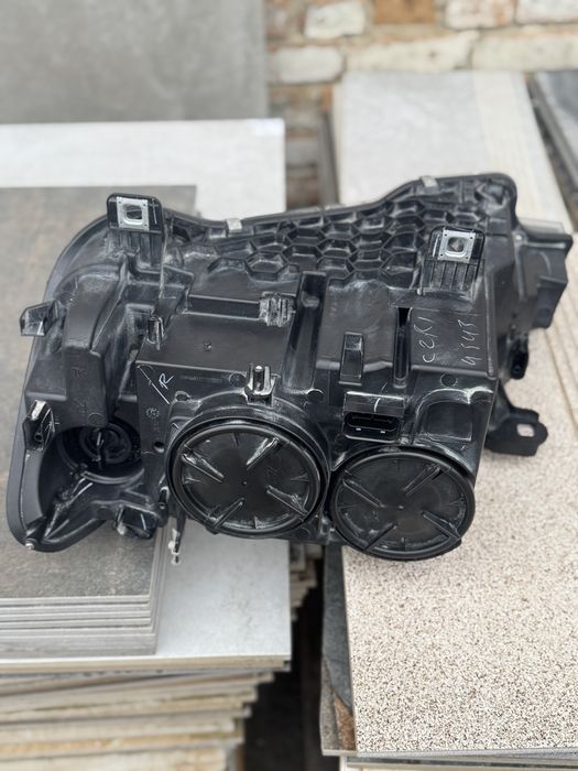 Фара права галоген америка BMW F25 БМВ Ф25 рестайл 63127334078