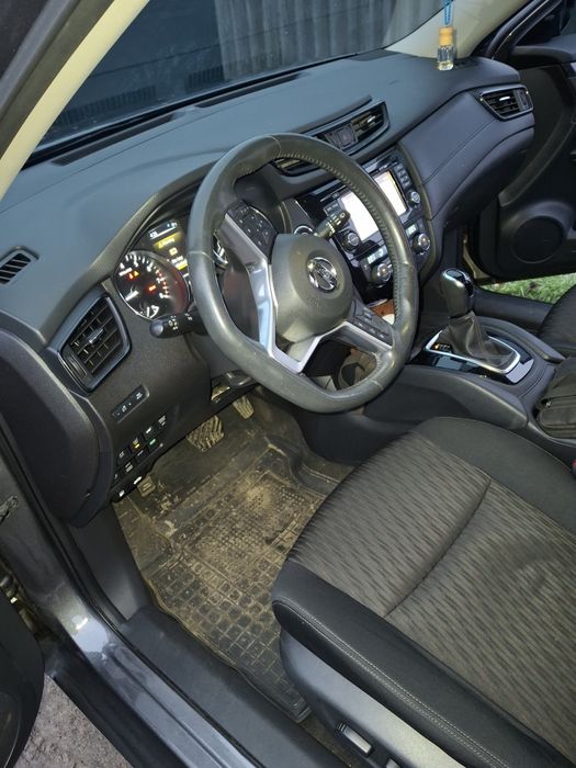 Продам Nissan  ROGUE