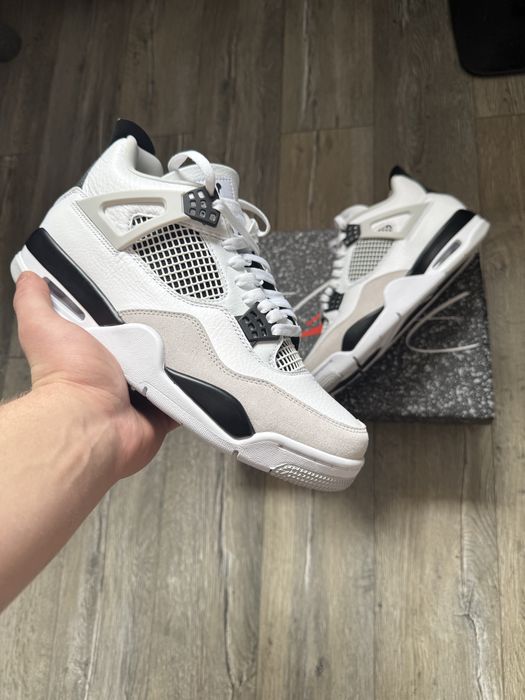 Jordan 4 military black rozmiar 43