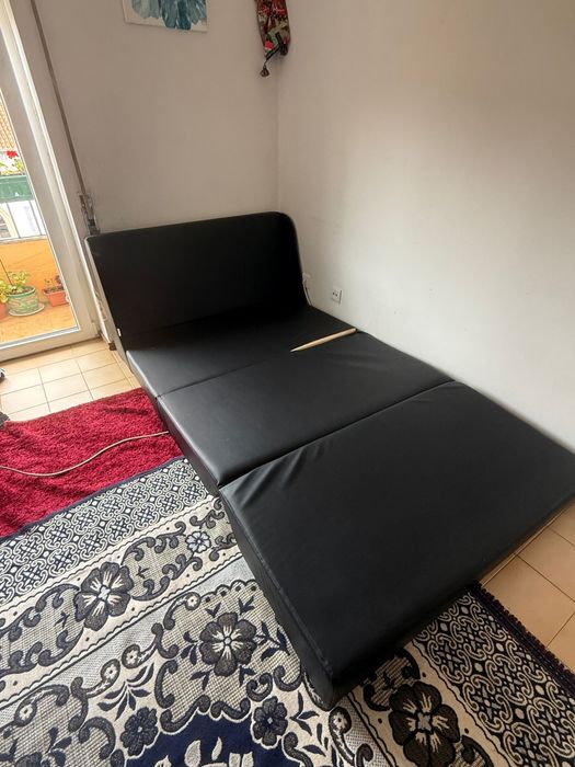 Sofa    Como cama.