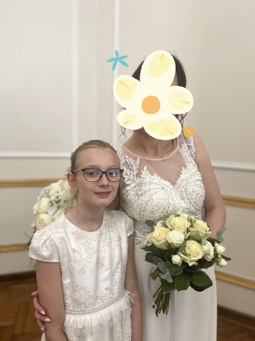 Sukienka ślubna.