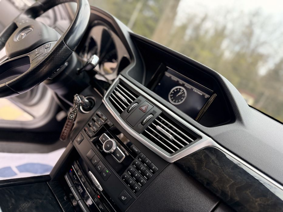 Mercedes Benz E 250