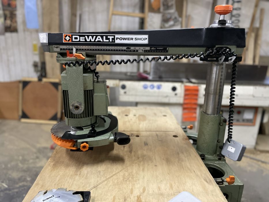 Piła wieloczynnościowa radialna DEWALT 230V ukośnica bosch makita 315m