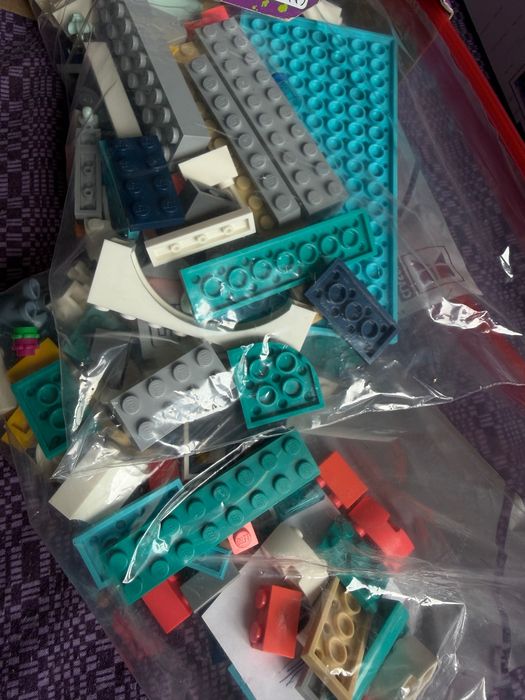 Sprzedam komplet 4 zestawów LEGO
