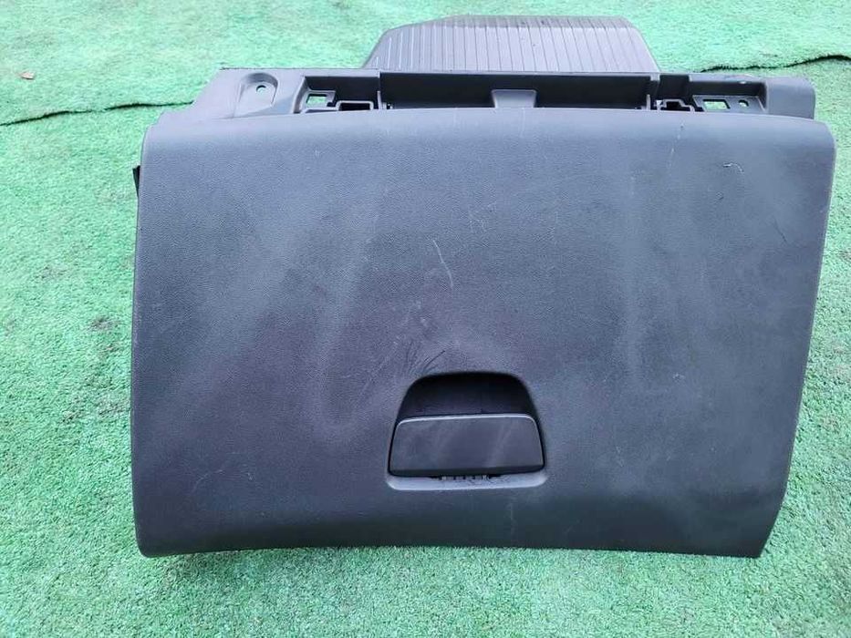 Porta luvas Peugeot 208