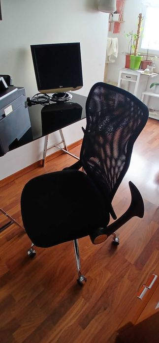Cadeira giratoria de secretaria