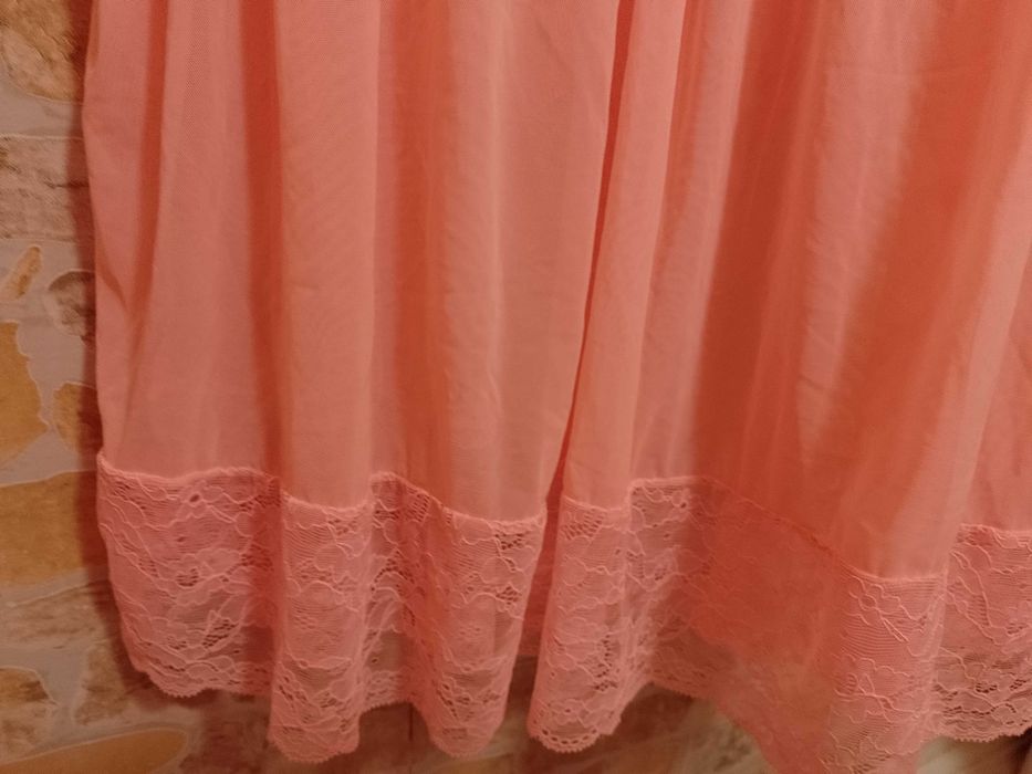 (44/XXL) Ekskluzywna, Zmysłowa halka pod sukienkę z Londynu