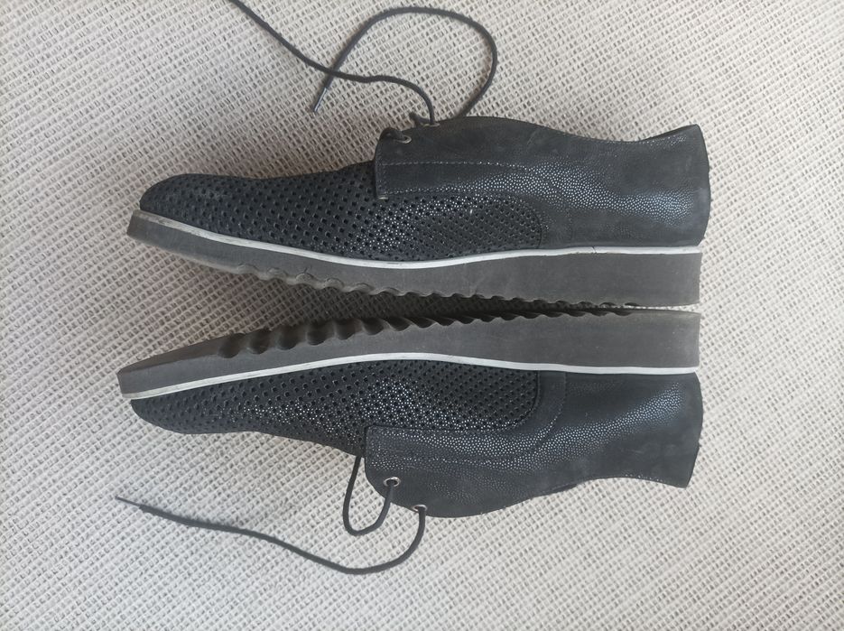Buty czarne sznurowane 40 quazi