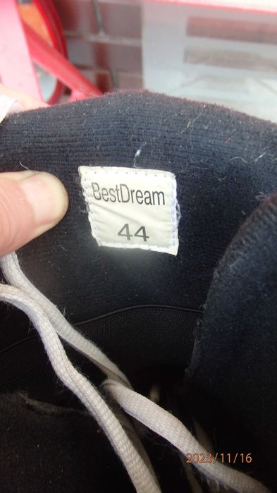 Buty zimowe wysokie BD Design rozmiar 44.