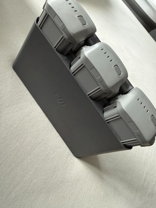 Akumulatory baterie dji air 3 (3szt) + hub