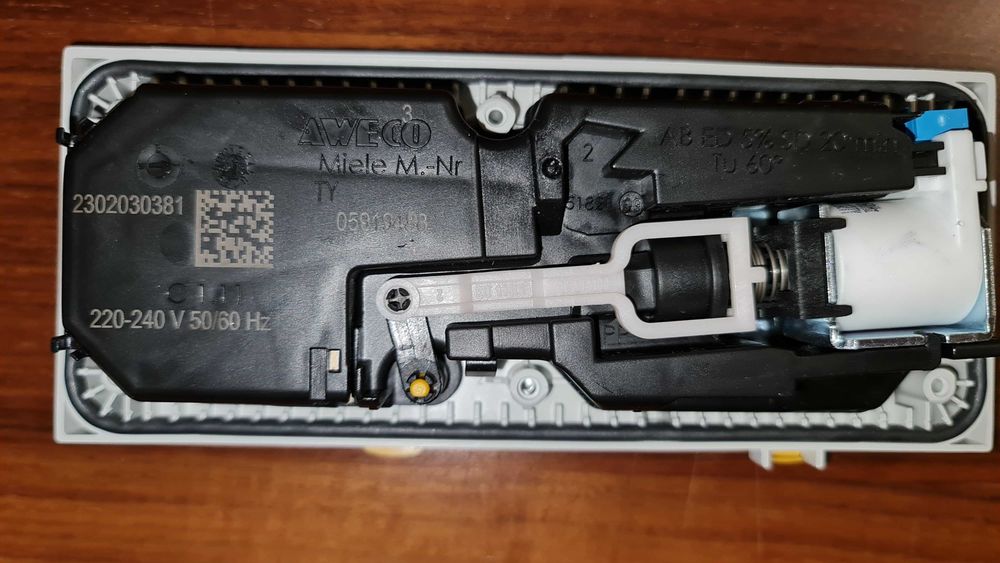 Doseador combinado Miele C1.11 (EAN: 4002516445616) - novo sem tampa