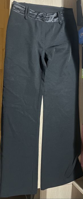 Calça de fato estilo flare