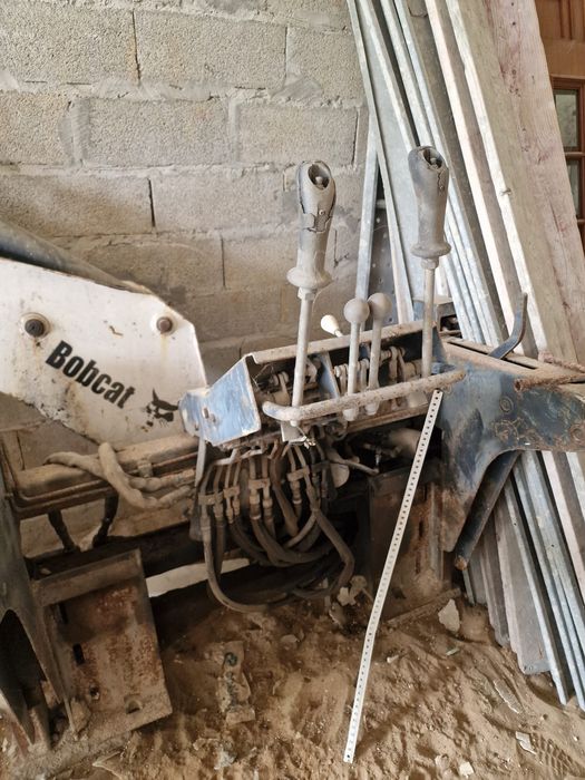 Retro de engate bobcat