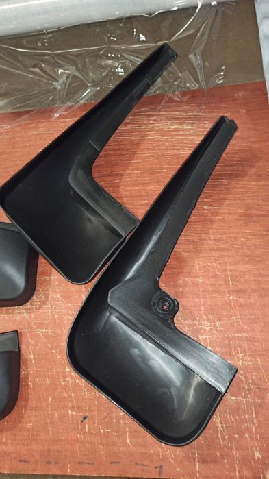 Opel Astra II G 98-09 SEDAN 4 штуки бризговики