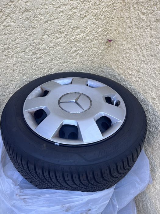 Jantes 16 em ferro com pneus goodyear novos